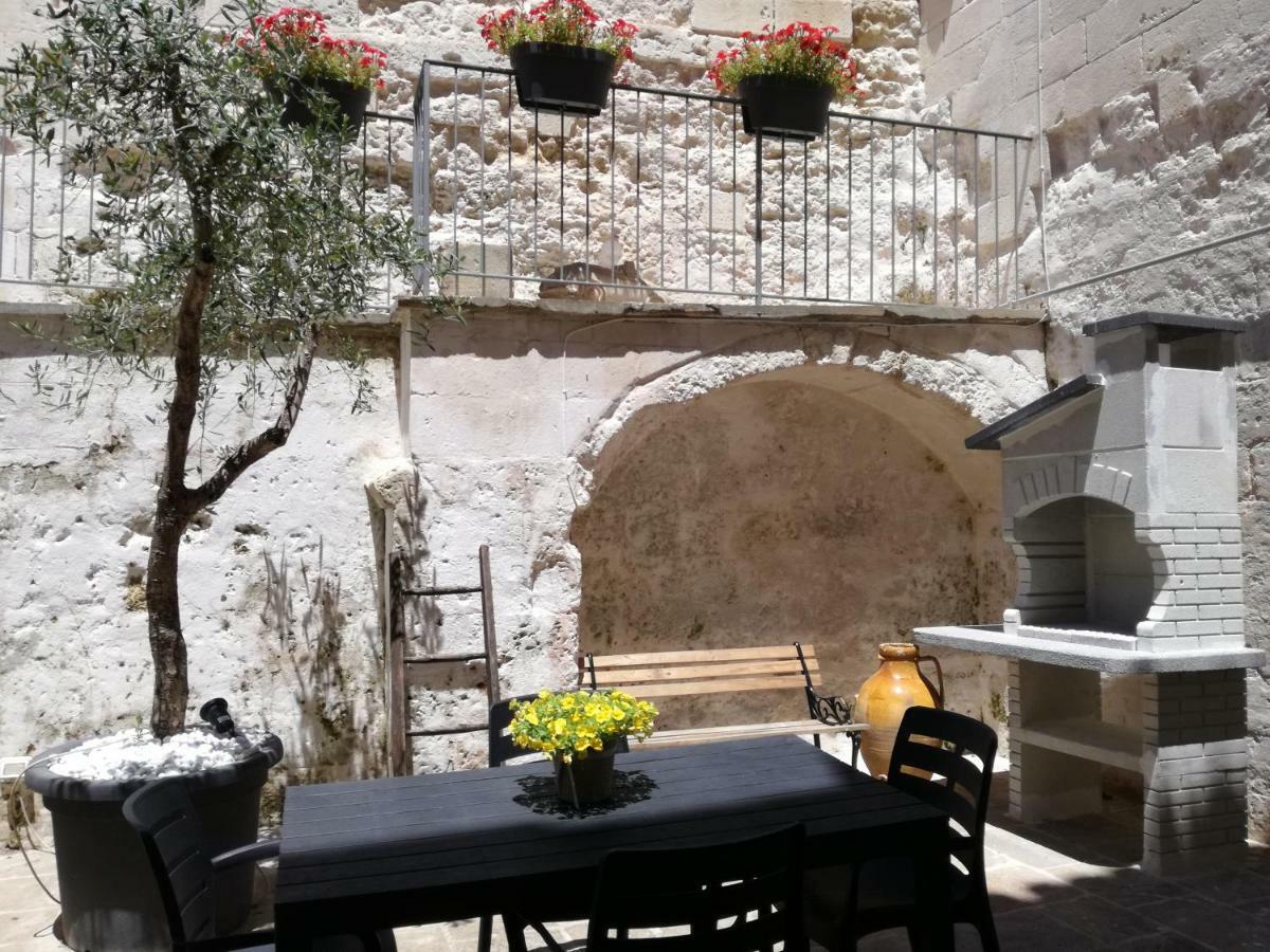 Sassi Sotto Le Stelle * Matera